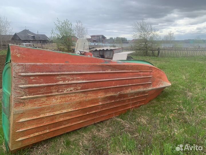 Продам лодку Казанку М