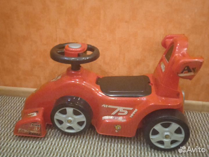 Детская машинка каталка