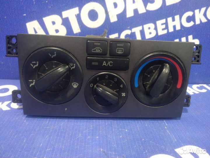 Блок климата Hyundai Elantra Xd седан 2005