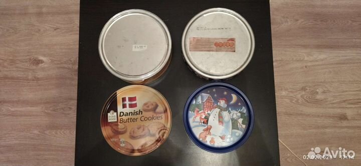 Банки жестяные от печенья и чая