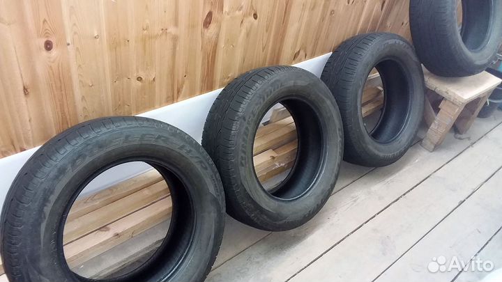 Bridgestone Dueler H/P Sport 215/65 R16 98H