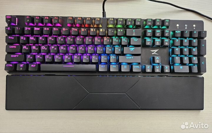 Игровая механическая клавиатура