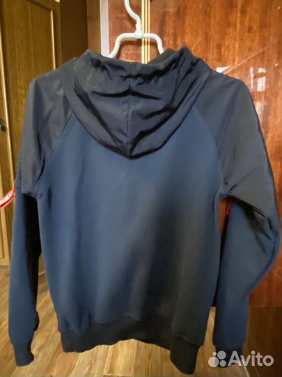 Кофта- ветровка на мальчика 12 лет