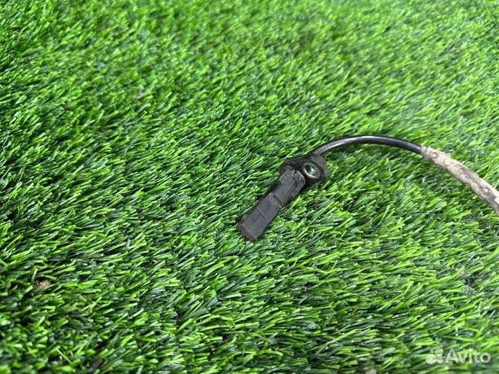 Датчик ABS задний Bmw 7 E66 N62B44 2002