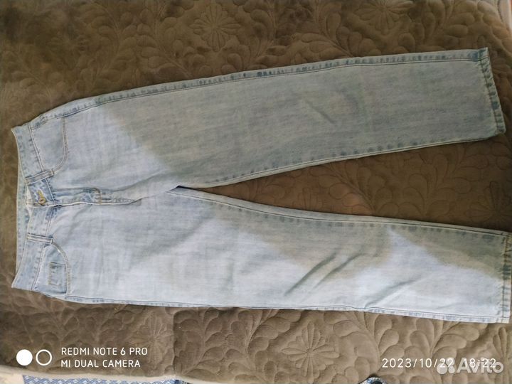 Джинсы