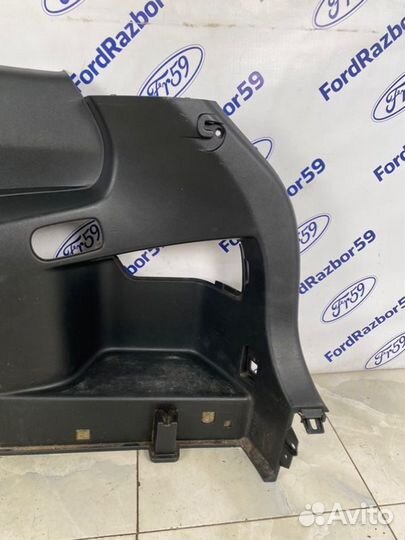 Обшивка багажника правая Mazda Cx-7 ER 2.3