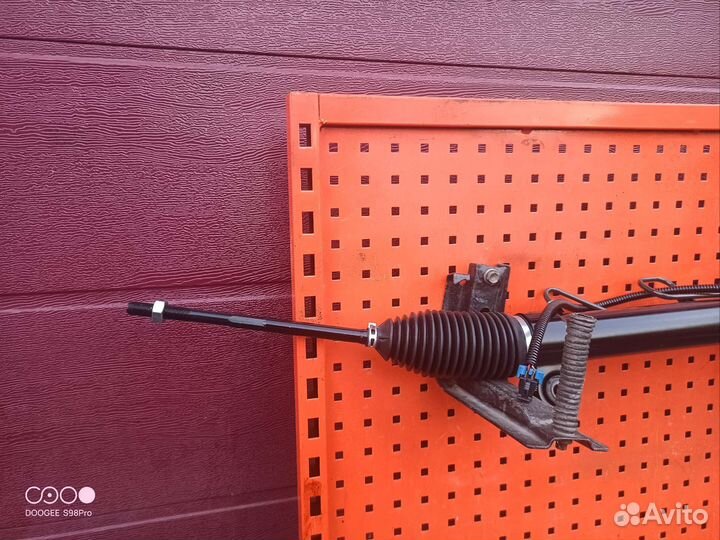 Рулевая рейка Opel antara с датчиком