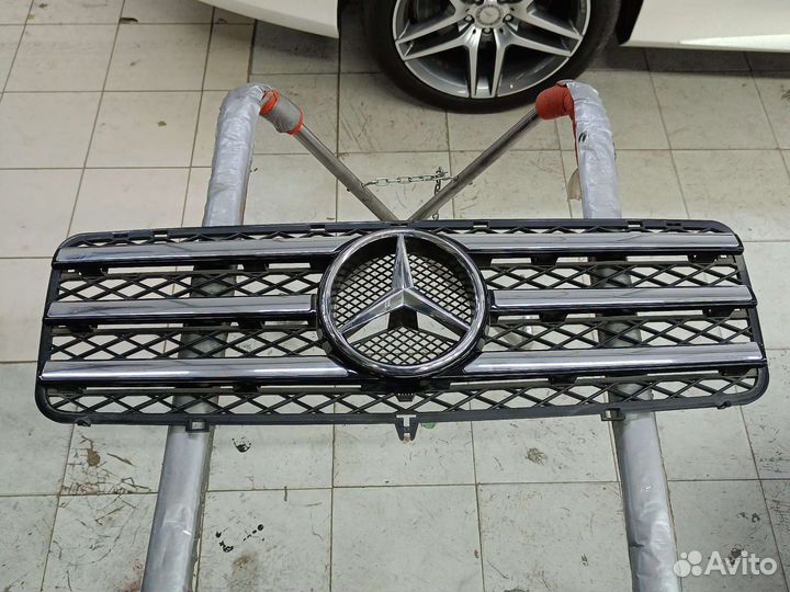 Решетка радиатора Mercedes G W463 2015-2018