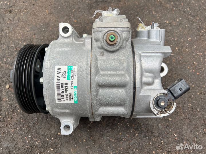 Компрессор кондиционера VW passat b6 CC