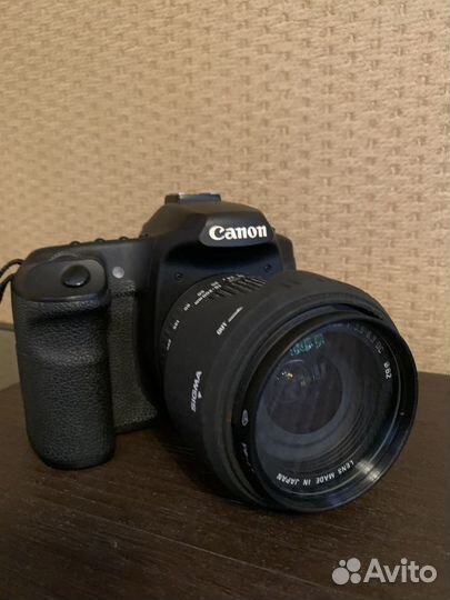 Зеркальный фотоаппарат Canon 50d