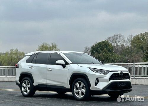 Toyota RAV4 2.0 CVT, 2021, 63 000 км