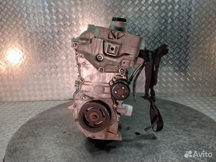 Двигатель Renault Duster 2016 H4M430 1.6 бензин