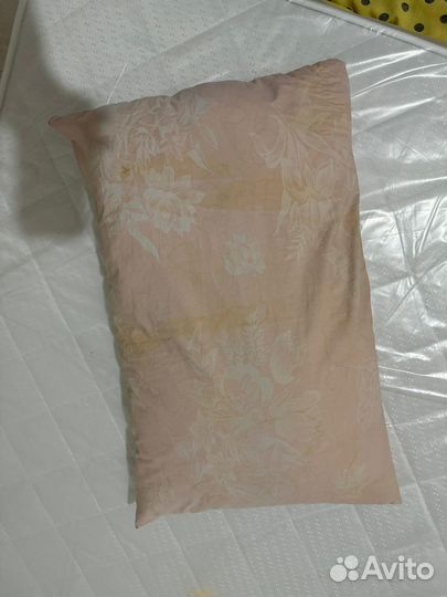 Подушки перьевые бу