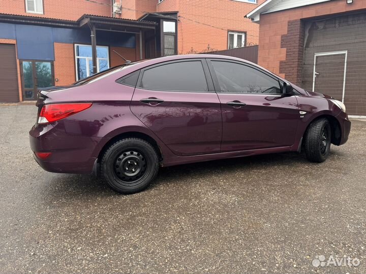 Hyundai Solaris 1.6 AT, 2011, 119 000 км