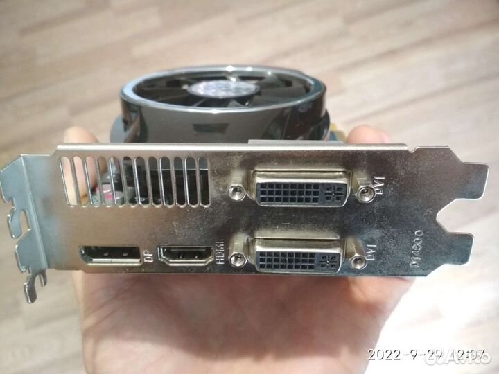 Видеокарта Radeon HD 5750
