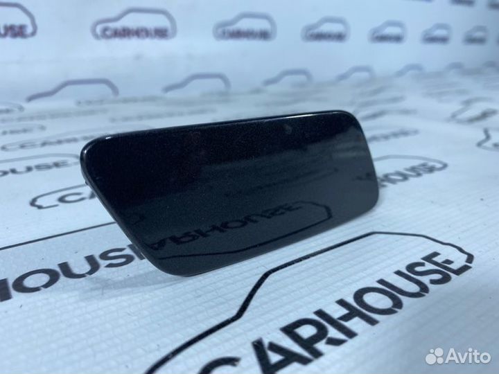 Крышка форсунки омывателя правая Volkswagen Passat