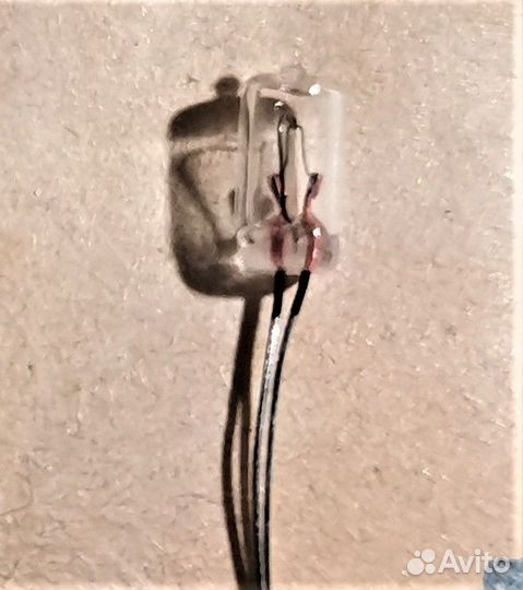 Лампочка накаливания сверхминиатюрная смн-10-55-2