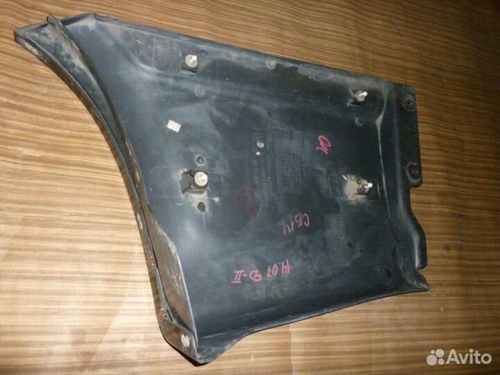 Накладка заднего правого крыла тагаз роад партнер