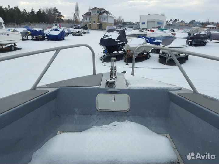 Катер River Hawk Ривер Хок 26 +2 Yamaha по 200 лс