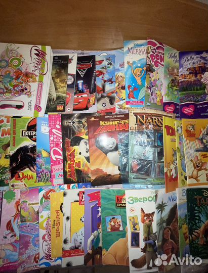 Коллекции альбомов с наклейками Панини- Panini