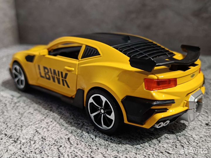 Модель Chevrolet Camaro с Имитацией выхлопа