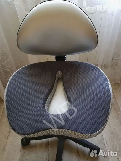 Подушка на сиденье ортопедическая