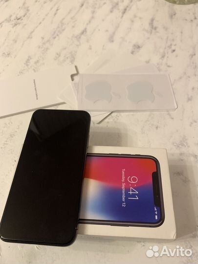 iPhone X, 256 ГБ