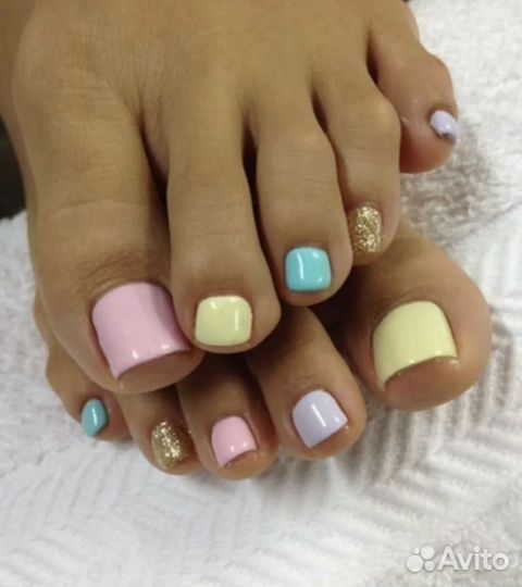 Педикюр с покрытием гель лак