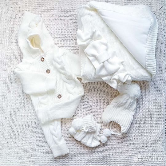 Новый комплект на выписку