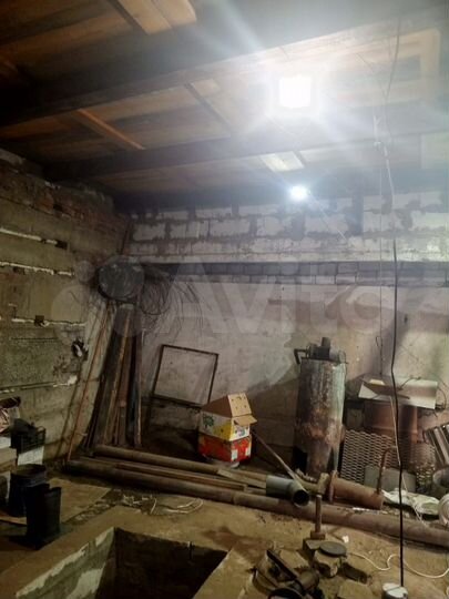 Гараж, > 30 м²