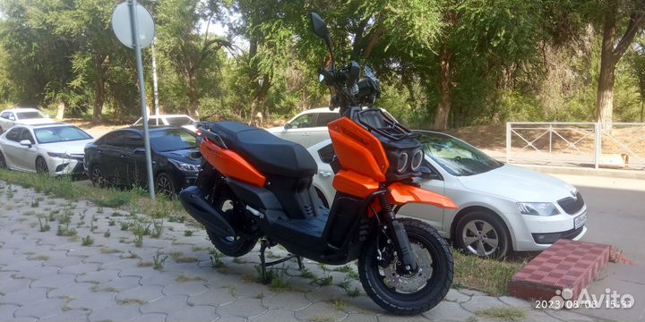 Скутер tmbk tank 50(150)