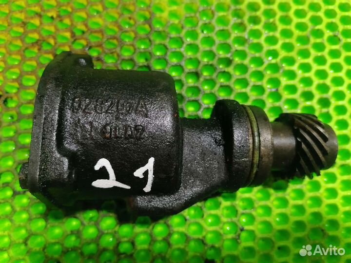 Насос вакуумный Volkswagen Passat