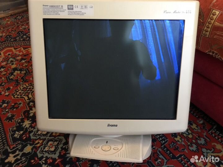 Монитор iiyama мод. hm903dtb. 19”