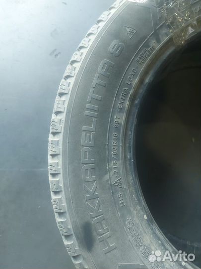 Nokian Tyres Hakkapeliitta 8 215/60 R16 99T