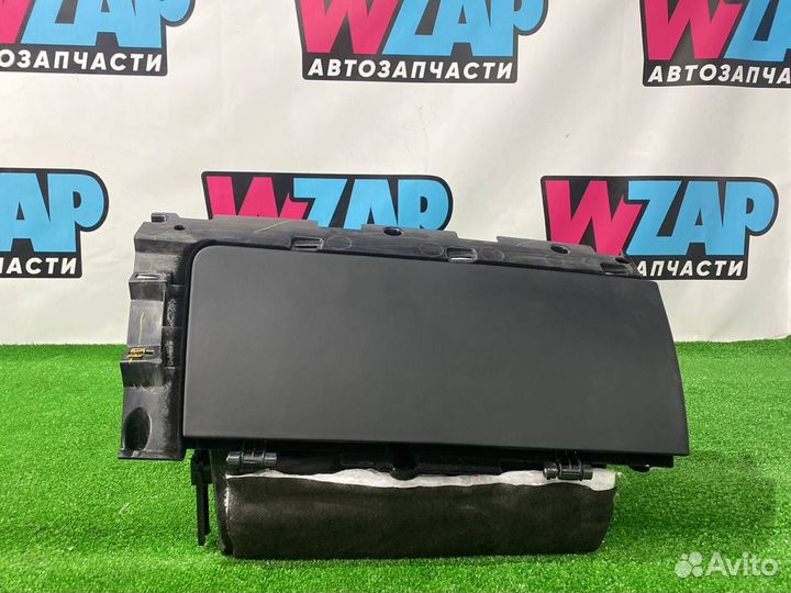 Бардачок Tesla Model X 2018