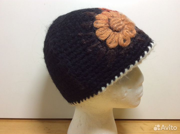 Авторская вязаная шапочка, размер 55-58, арт 214
