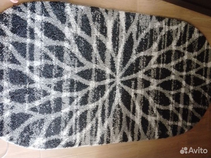 Ковер с длинным ворсом