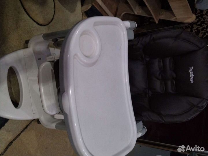 Детский столик и стульчик для кормления