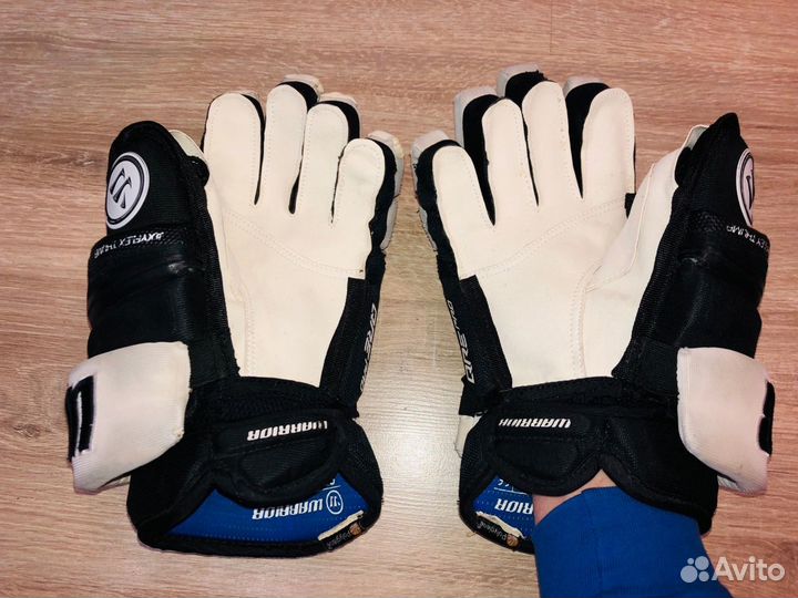 Краги хоккейные Warrior Covert QRE Pro Sr