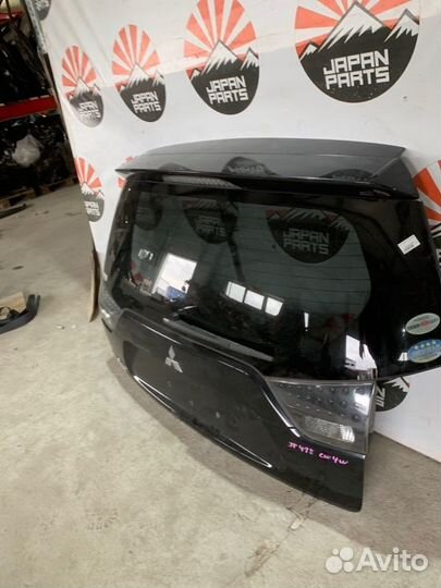 Крышка багажника Mitsubishi Outlander