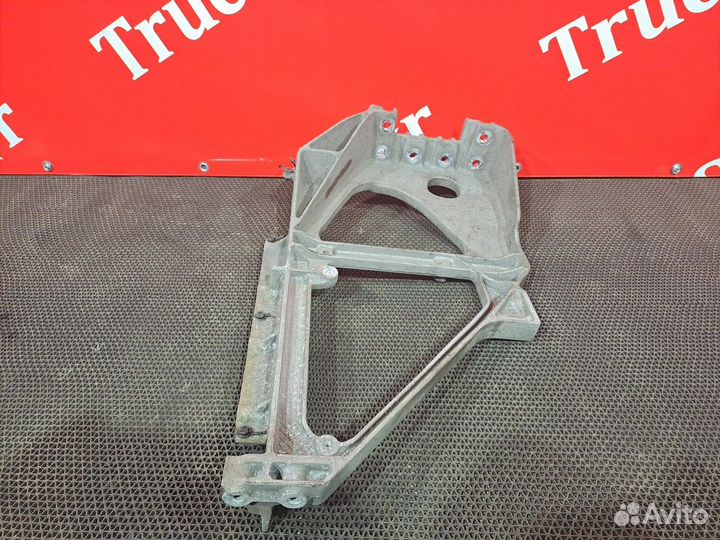 Кронштейн ящика акб Renault T, Volvo FH, Volvo FM