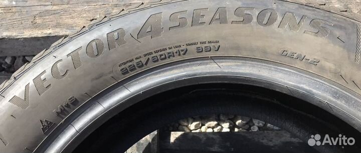 Goodyear Vector 4Seasons Gen-2 SUV 225/60 R17 99V