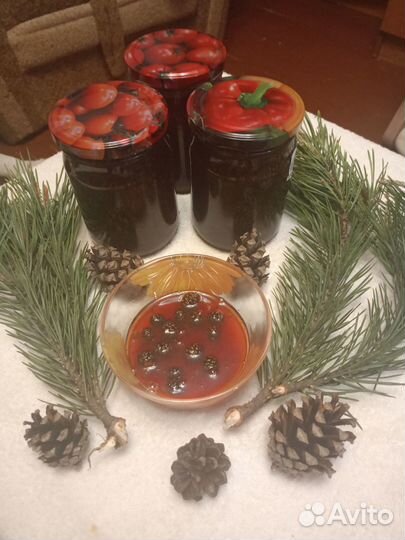 Козье молоко, сыр, творог, варенье из шишек