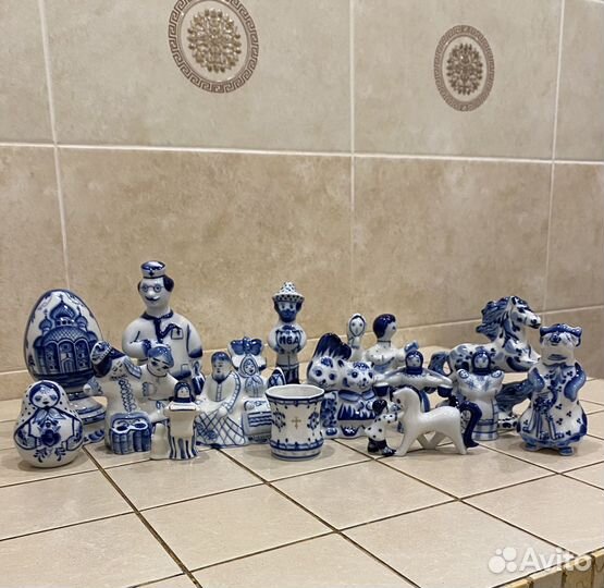Статуэтки Гжель