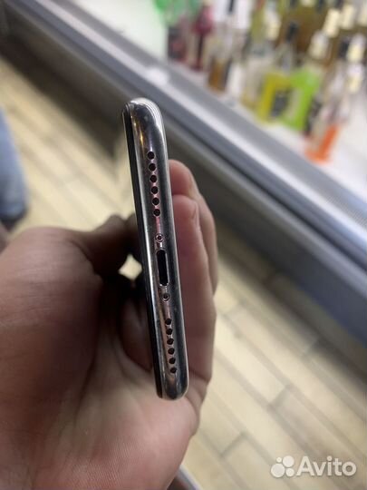 iPhone X, 64 ГБ