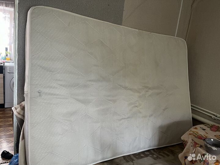 Матрас 140х200 бу