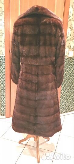 Пальто (шуба) норка орех поперечка