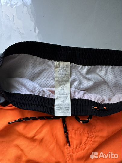 Купальные шорты на мальчика calzedonia