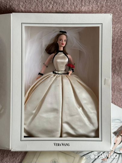 Barbie Vera Wang Bride 1998 nfrb