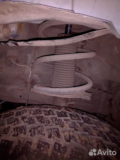 Стойка передняя правая в сборе nissan teana j31